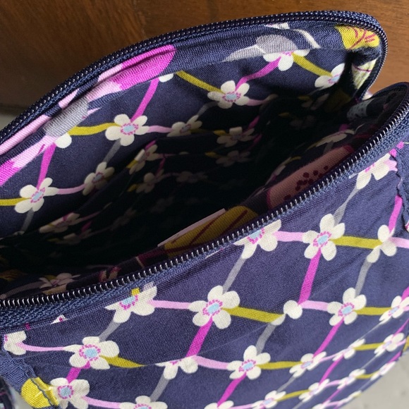 NWOT Vera Bradley crossbody purse - Picture 8 of 8